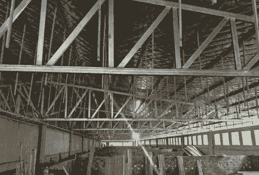 猪舍顶棚用什么材料好