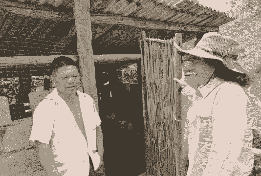 贫困户当养殖户怎么样